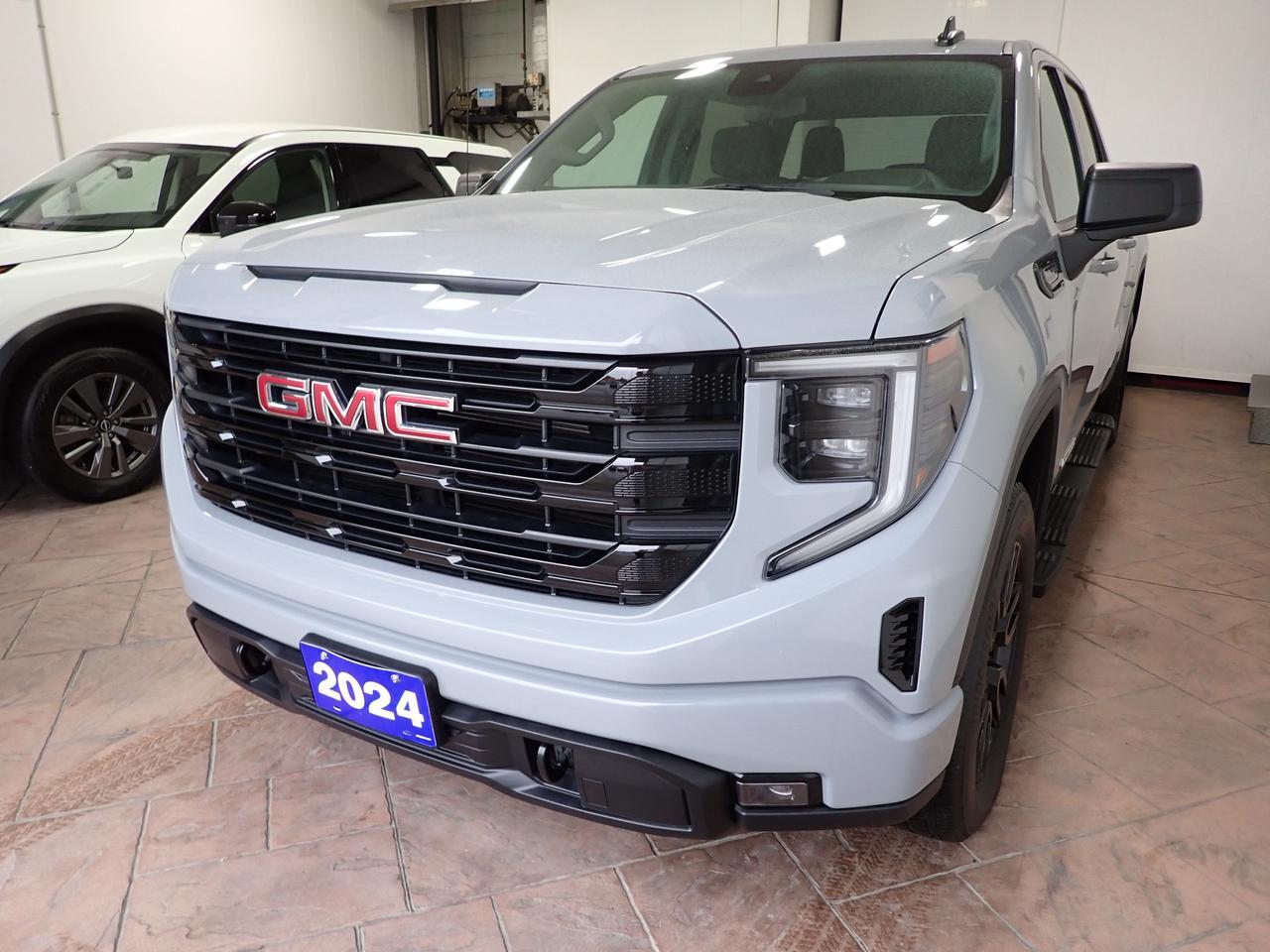 2024 GMC Sierra 1500 Elevation 4WD CREW CAB Listowel ON