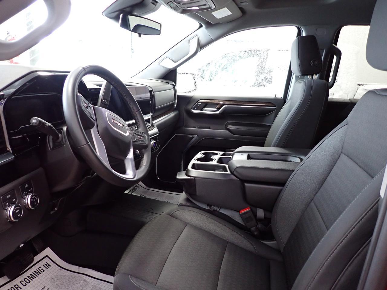 2024 GMC Sierra 1500 Elevation 4WD CREW CAB NAVI Listowel ON