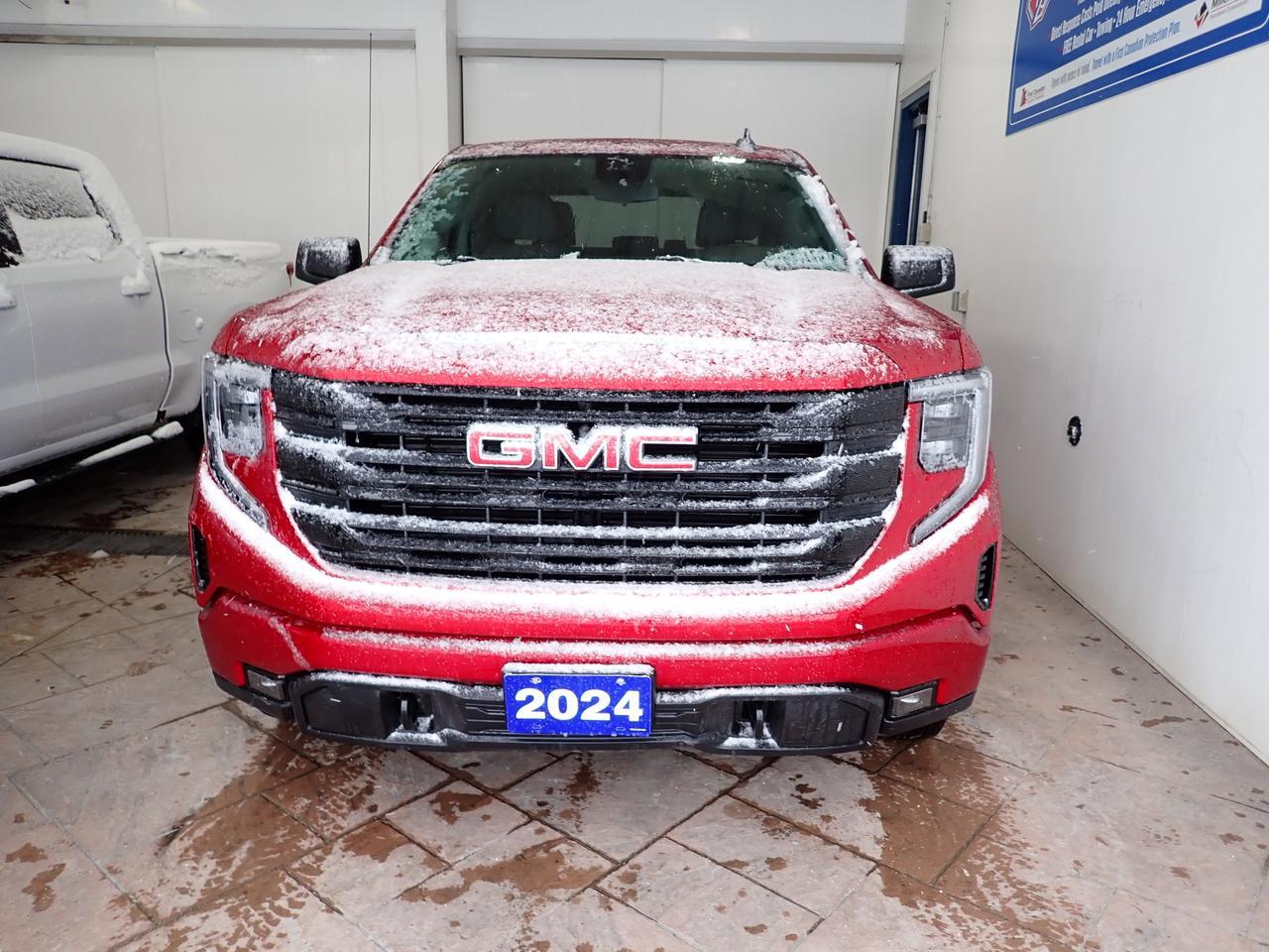 2024 GMC Sierra 1500 Elevation 4WD CREW CAB NAVI Listowel ON