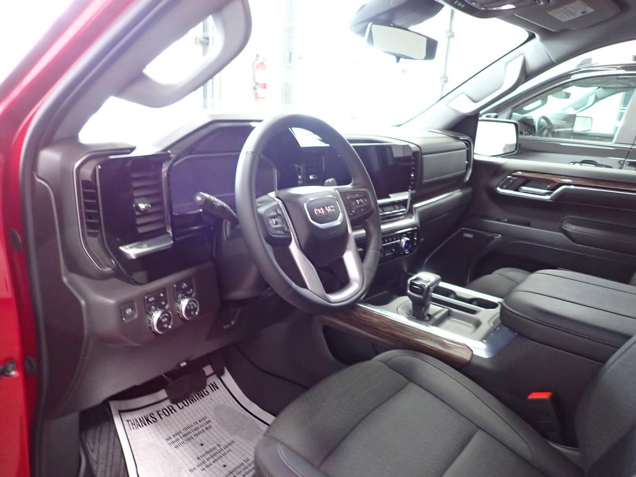 2024 GMC Sierra 1500 Elevation CREW CAB 4WD Listowel ON