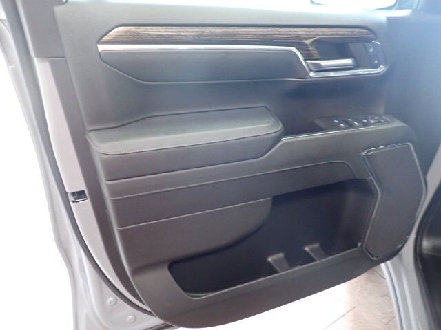 2024 GMC Sierra 1500 Elevation CREW CAB 4WD NAVI Listowel ON