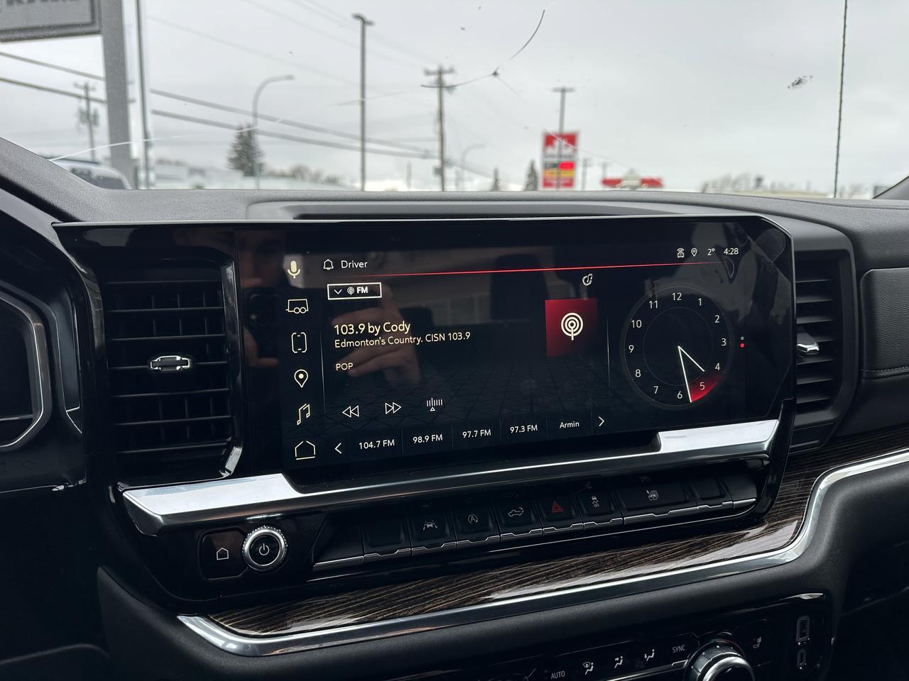 2024 GMC Sierra 1500 Elevation Crew Cab 4WD | Black Package | Tow Package | Multi Pro Tailgate | Bucket Seats | Box Liner Redwater AB
