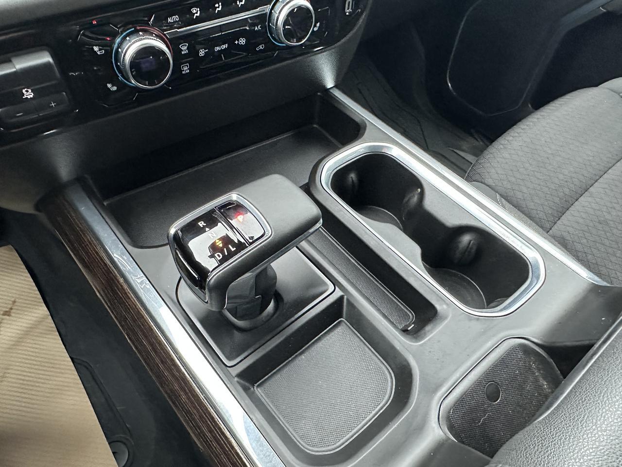 2024 GMC Sierra 1500 Elevation Crew Cab 4WD | Black Package | Tow Package | Multi Pro Tailgate | Bucket Seats | Box Liner Redwater AB