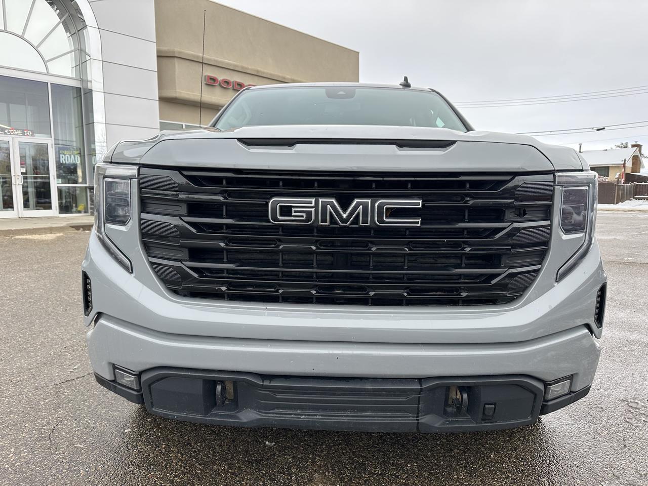 2024 GMC Sierra 1500 Elevation Crew Cab 4WD | Black Package | Tow Package | Multi Pro Tailgate | Bucket Seats | Box Liner Redwater AB