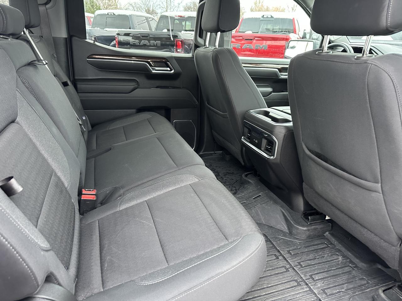 2024 GMC Sierra 1500 Elevation Crew Cab 4WD | Black Package | Tow Package | Multi Pro Tailgate | Bucket Seats | Box Liner Redwater AB