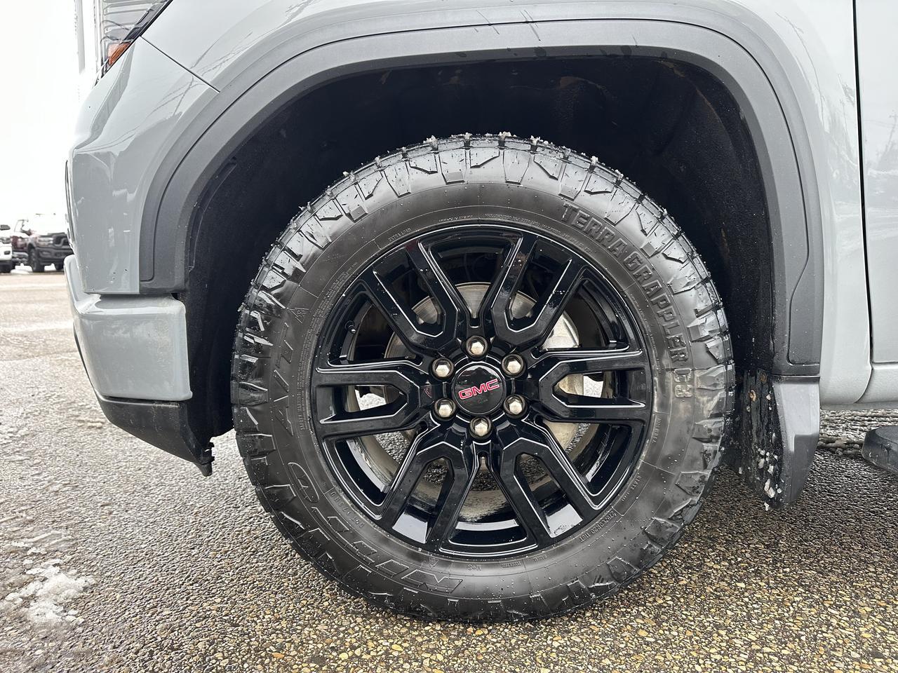 2024 GMC Sierra 1500 Elevation Crew Cab 4WD | Black Package | Tow Package | Multi Pro Tailgate | Bucket Seats | Box Liner Redwater AB