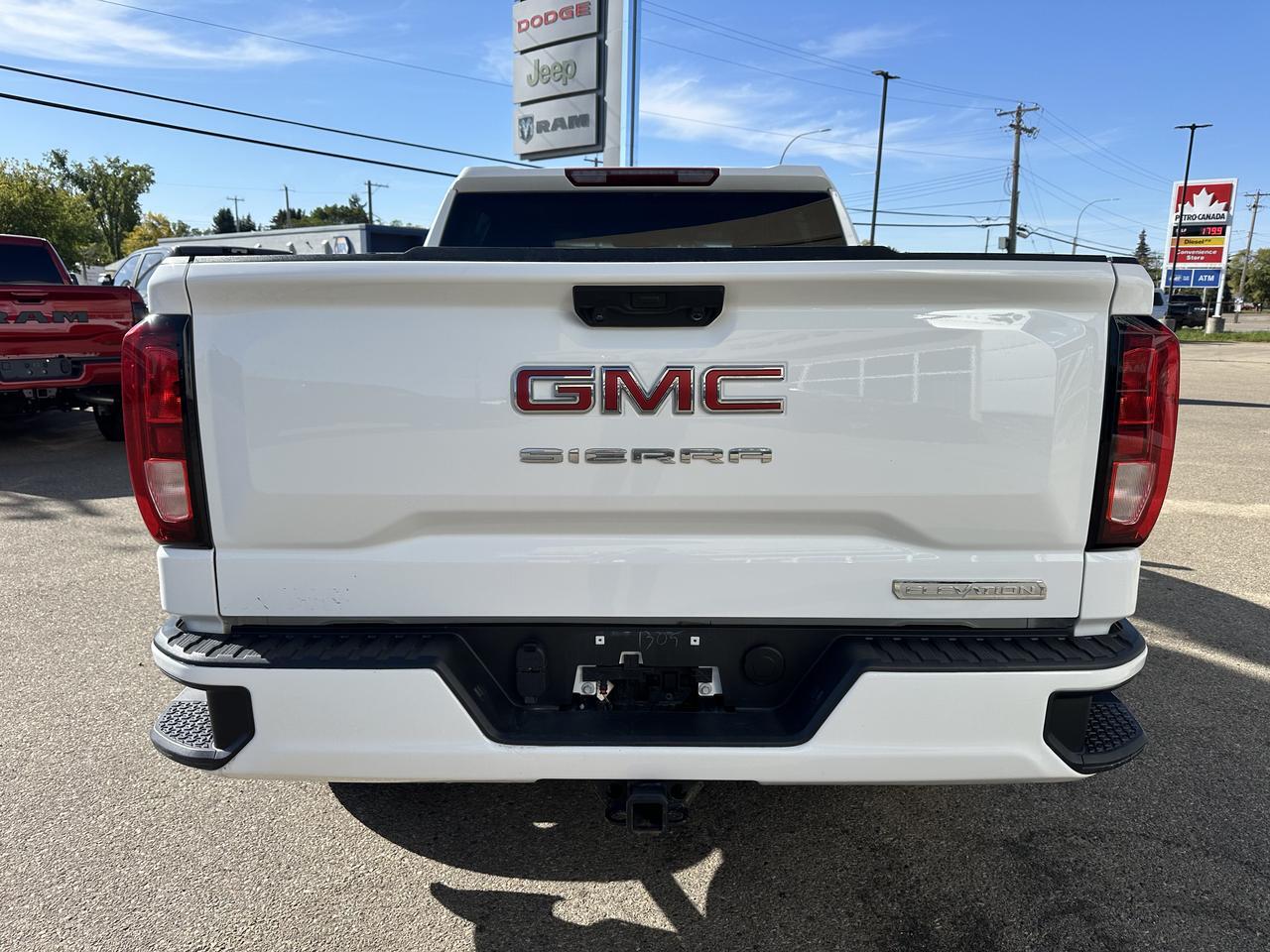 2024 GMC Sierra 1500 Elevation Crew Cab 4WD | EcoTec3 V8 | Heated Front Seats | 20IN Wheels | Towing Redwater AB