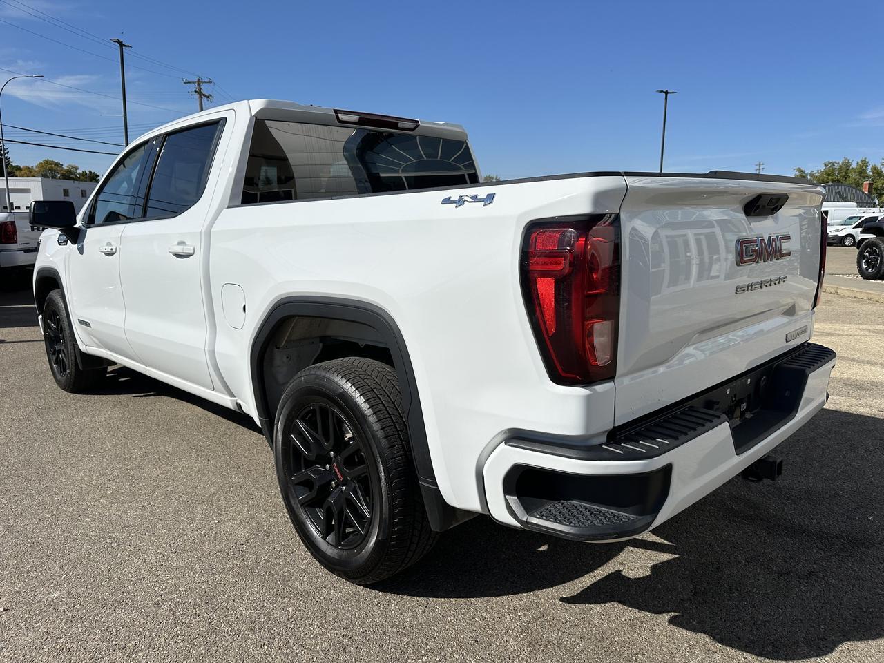 2024 GMC Sierra 1500 Elevation Crew Cab 4WD | EcoTec3 V8 | Heated Front Seats | 20IN Wheels | Towing Redwater AB