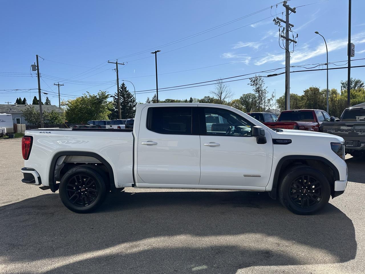 2024 GMC Sierra 1500 Elevation Crew Cab 4WD | EcoTec3 V8 | Heated Front Seats | 20IN Wheels | Towing Redwater AB