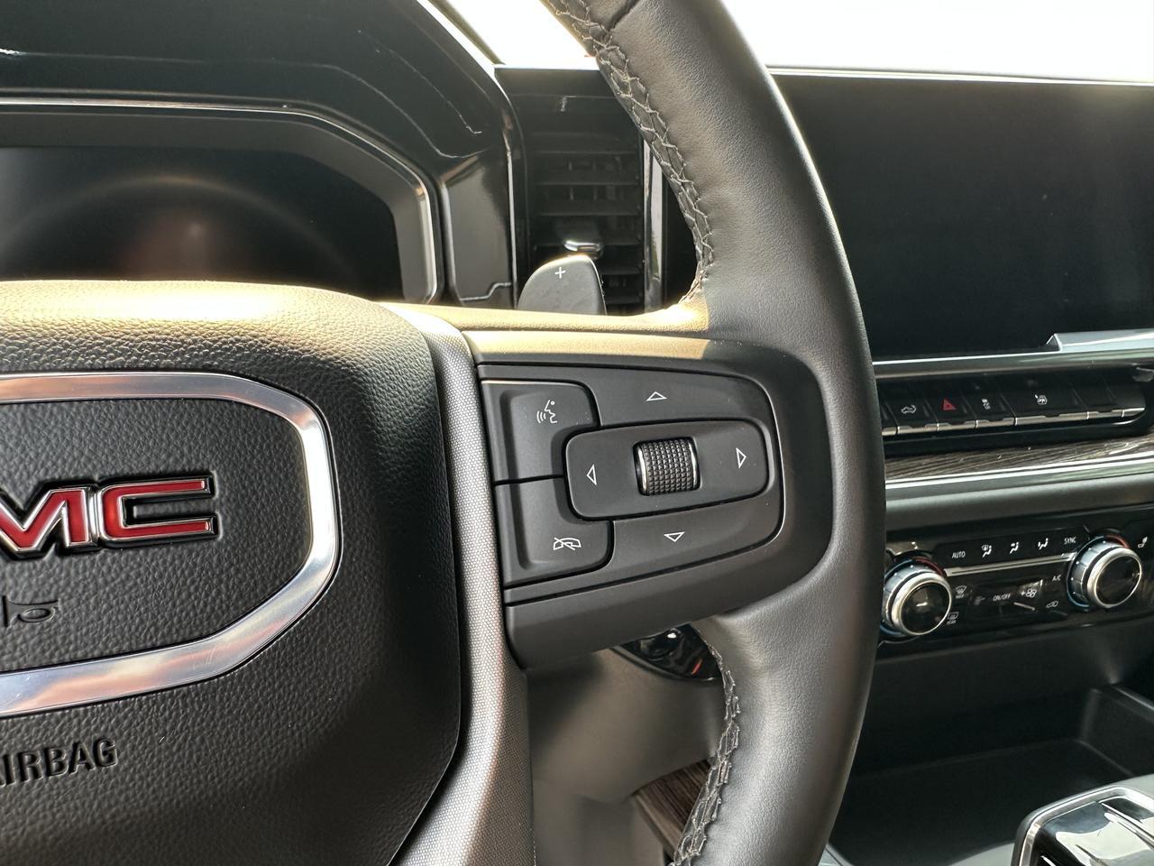 2024 GMC Sierra 1500 Elevation Crew Cab 4WD | Low KMs | NAV | Heated Seats | Remote Start | Backup Camera | 20IN Wheels Redwater AB