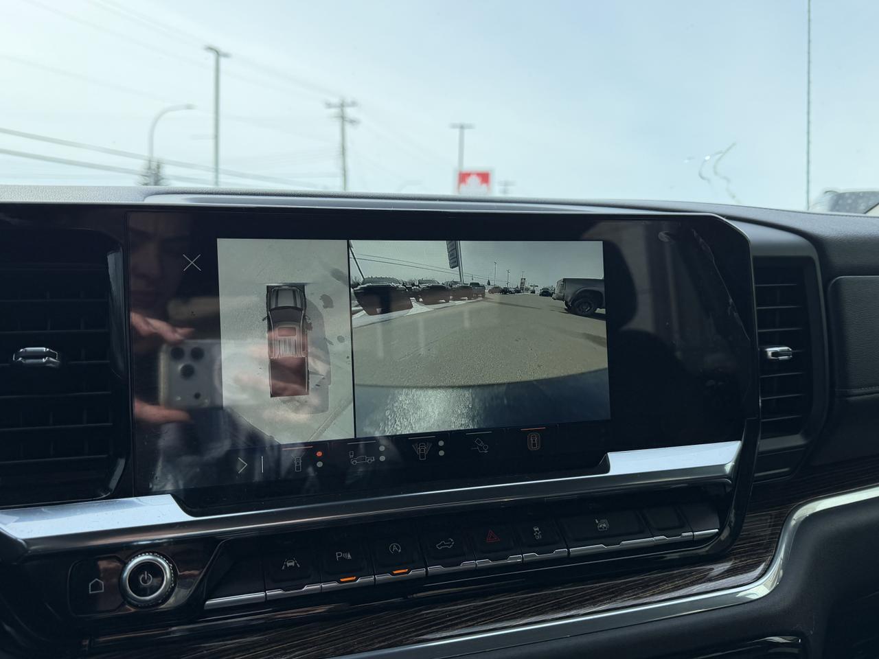 2024 GMC Sierra 1500 Elevation Crew Cab 4WD | Low KMs | NAV | Heated Seats | Remote Start | Backup Camera | 20IN Wheels Redwater AB