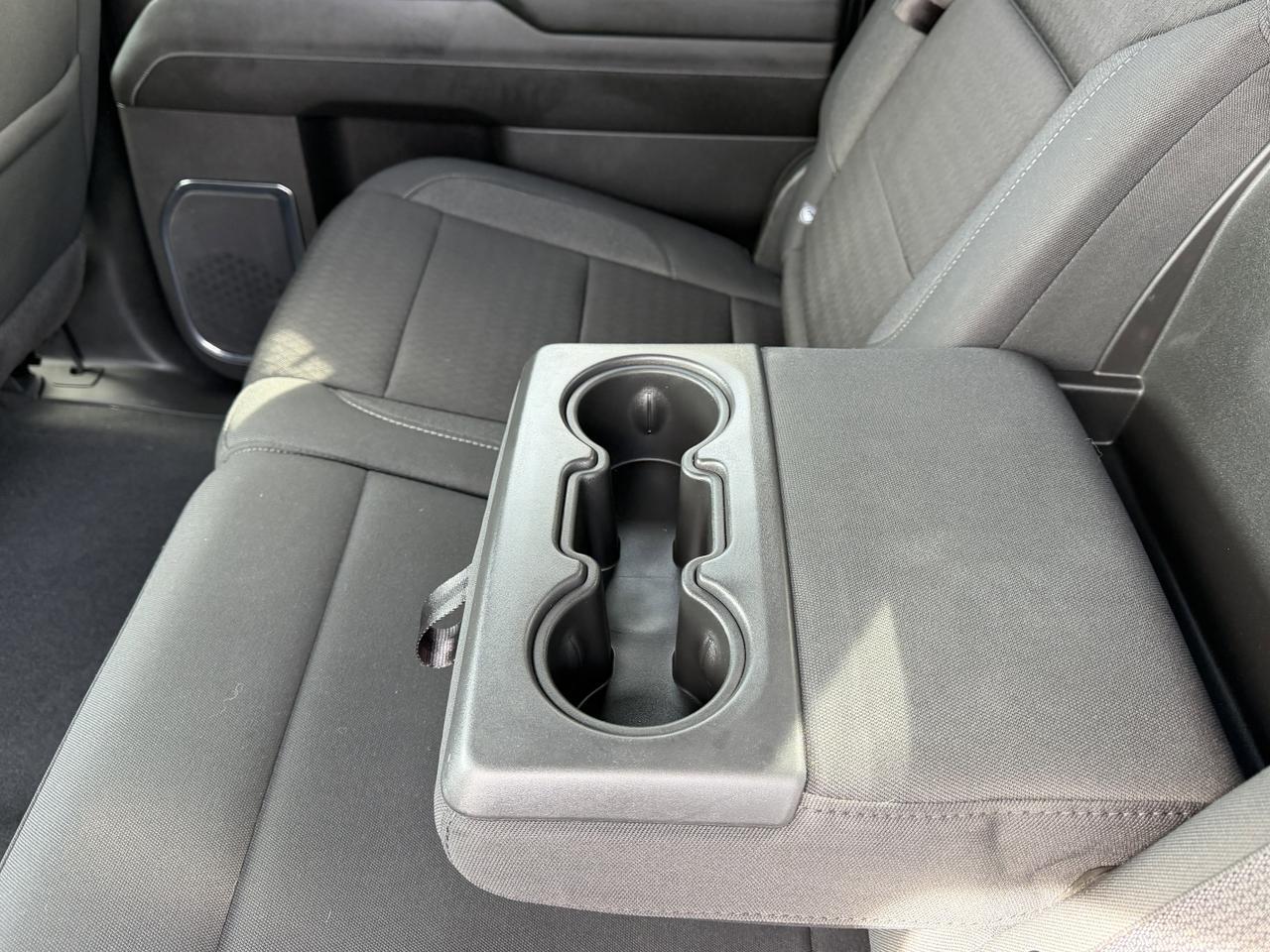 2024 GMC Sierra 1500 Elevation Crew Cab 4WD | Low KMs | NAV | Heated Seats | Remote Start | Backup Camera | 20IN Wheels Redwater AB