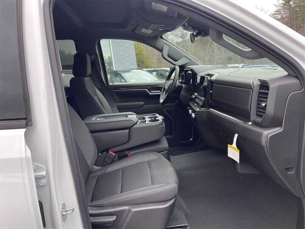 2024 GMC Sierra 1500 Elevation Orange MA