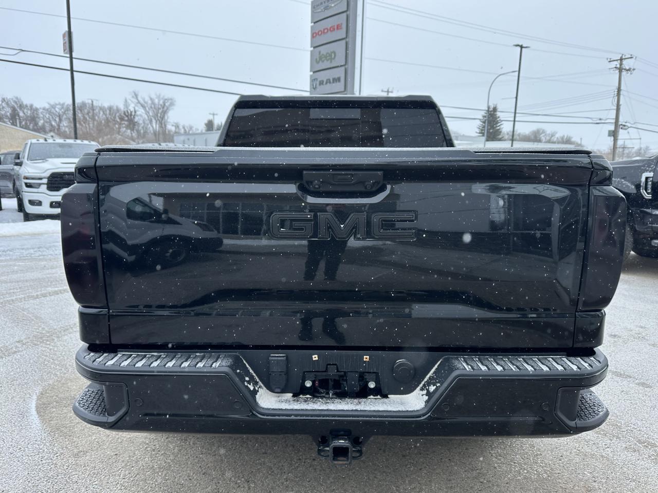 2024 GMC Sierra 1500 Elevation Premium Package | Sun Roof | 360 Camera | 22" Rims | Bose Audio | Tow Package | One Owner Redwater AB