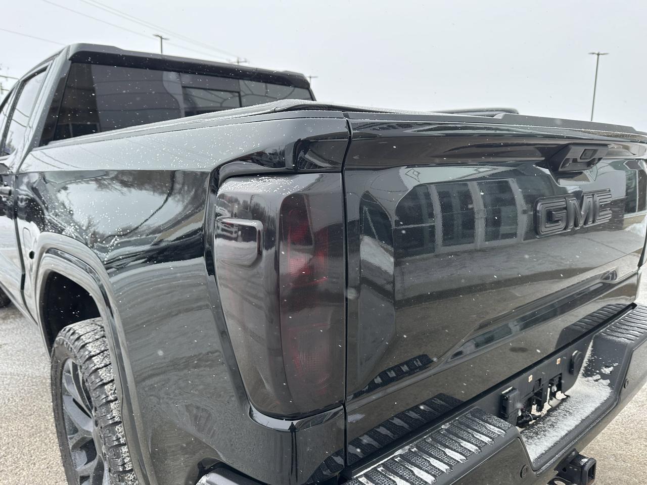 2024 GMC Sierra 1500 Elevation Premium Package | Sun Roof | 360 Camera | 22" Rims | Bose Audio | Tow Package | One Owner Redwater AB