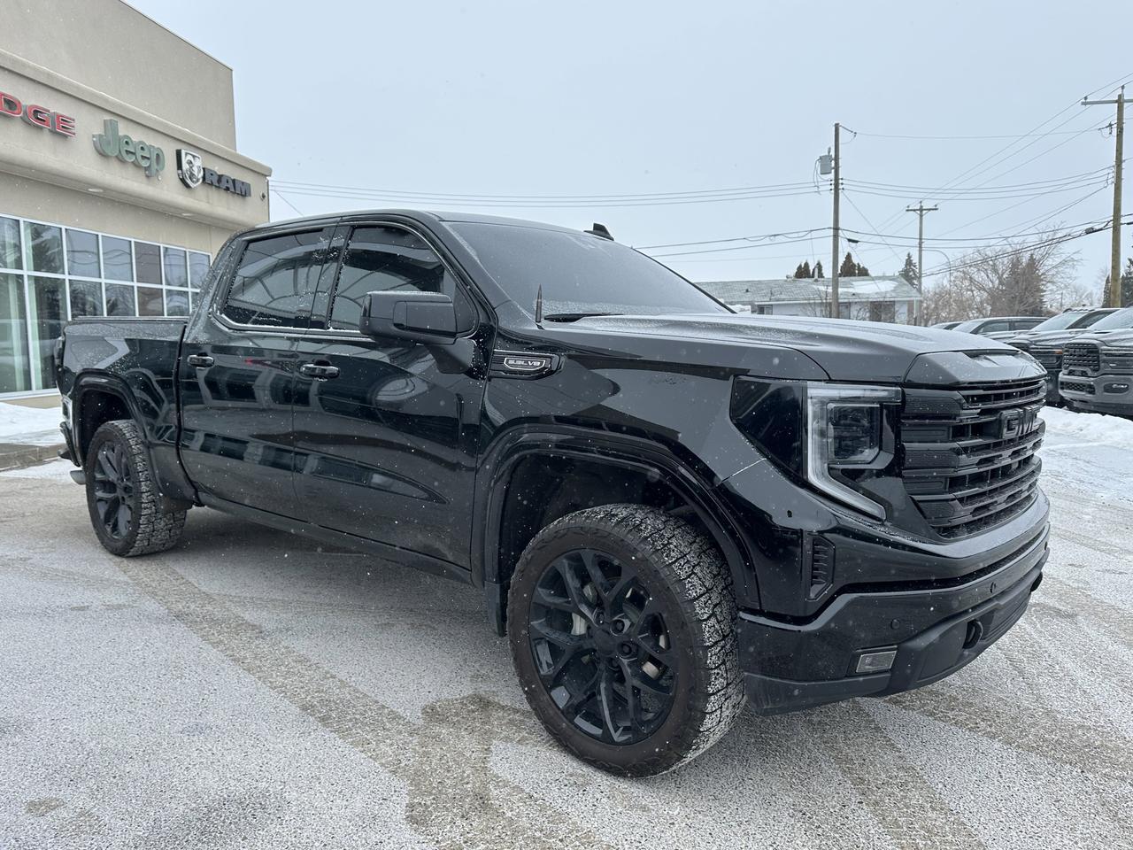 2024 GMC Sierra 1500 Elevation Premium Package | Sun Roof | 360 Camera | 22" Rims | Bose Audio | Tow Package | One Owner Redwater AB