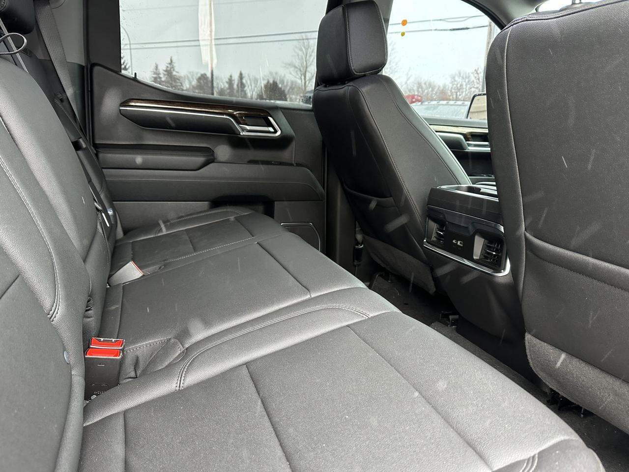 2024 GMC Sierra 1500 Elevation Premium Package | Sun Roof | 360 Camera | 22" Rims | Bose Audio | Tow Package | One Owner Redwater AB