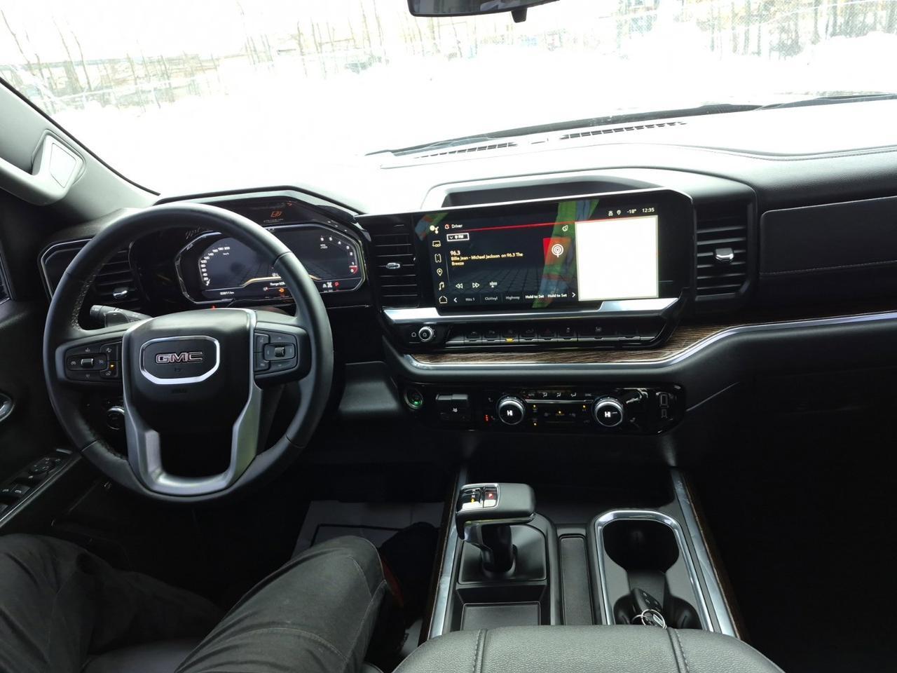 2024 GMC Sierra 1500 Elevation Premium Package | Sun Roof | 360 Camera | 22" Rims | Bose Audio | Tow Package | One Owner Redwater AB