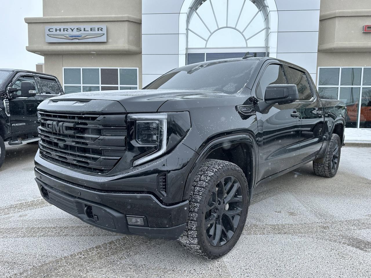 2024 GMC Sierra 1500 Elevation Premium Package | Sun Roof | 360 Camera | 22" Rims | Bose Audio | Tow Package | One Owner Redwater AB