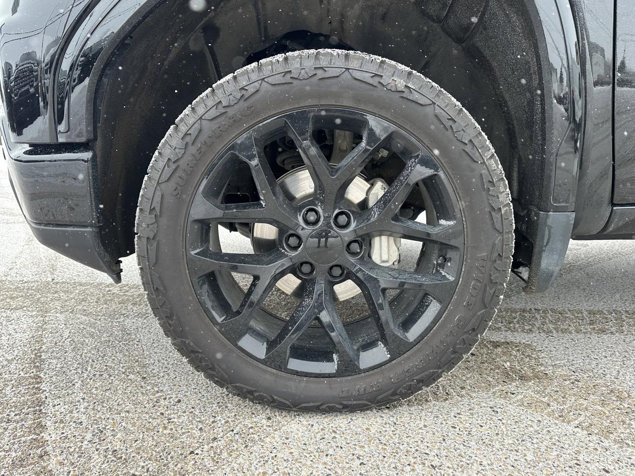 2024 GMC Sierra 1500 Elevation Premium Package | Sun Roof | 360 Camera | 22" Rims | Bose Audio | Tow Package | One Owner Redwater AB