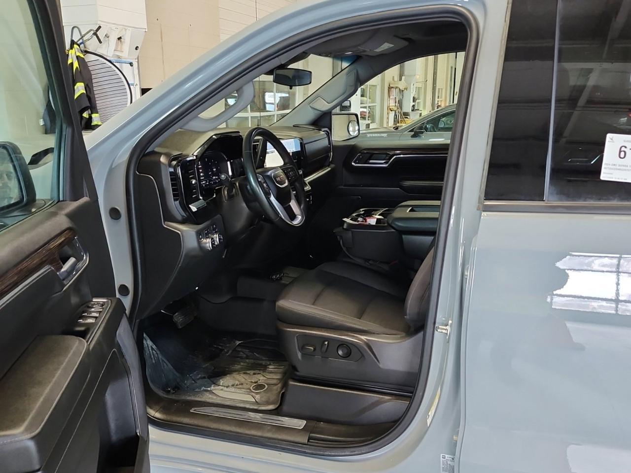 2024 GMC Sierra 1500 Elevation Redwater AB