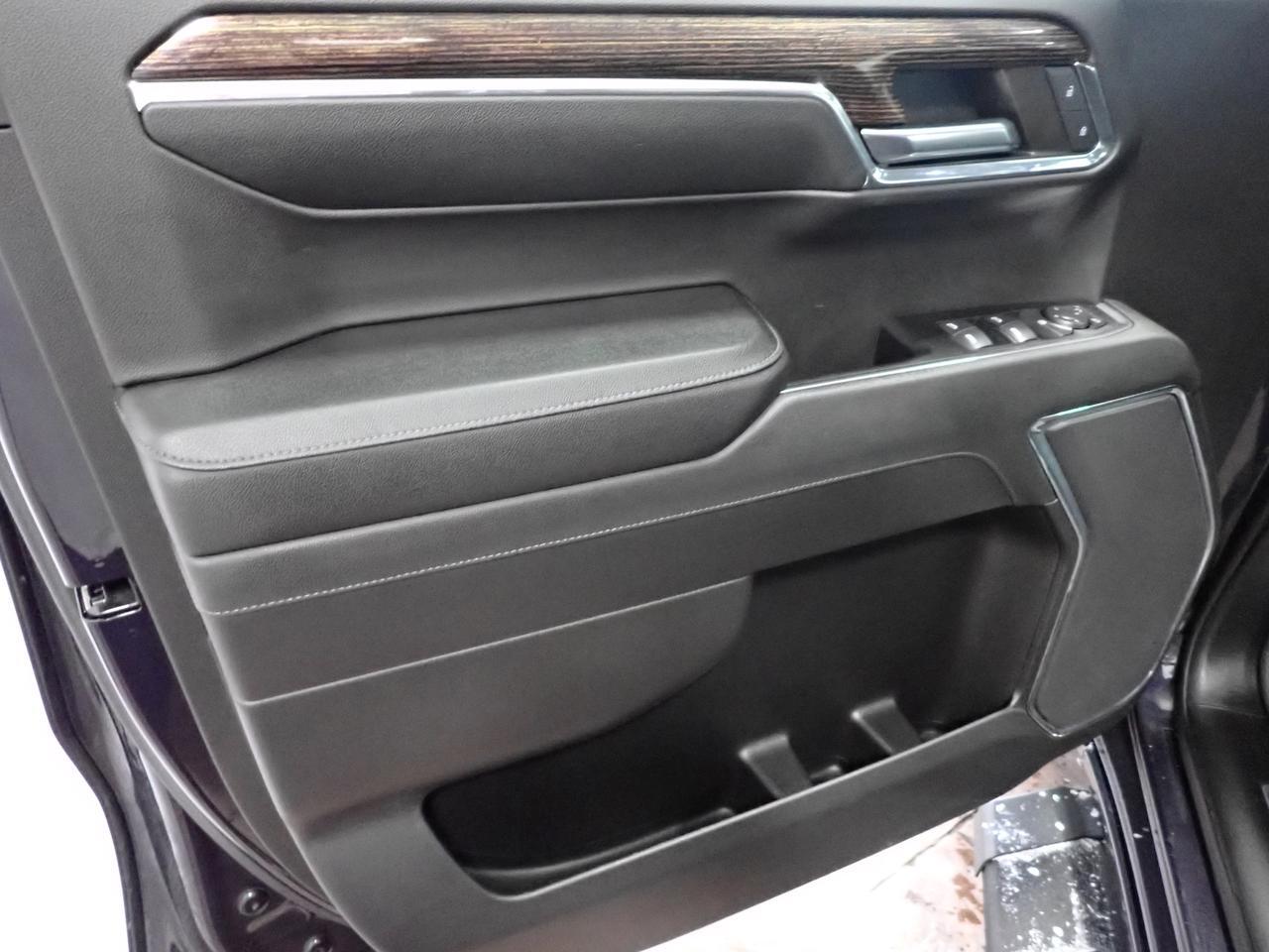 2024 GMC Sierra 1500 SLE CREW CAB 4WD Listowel ON