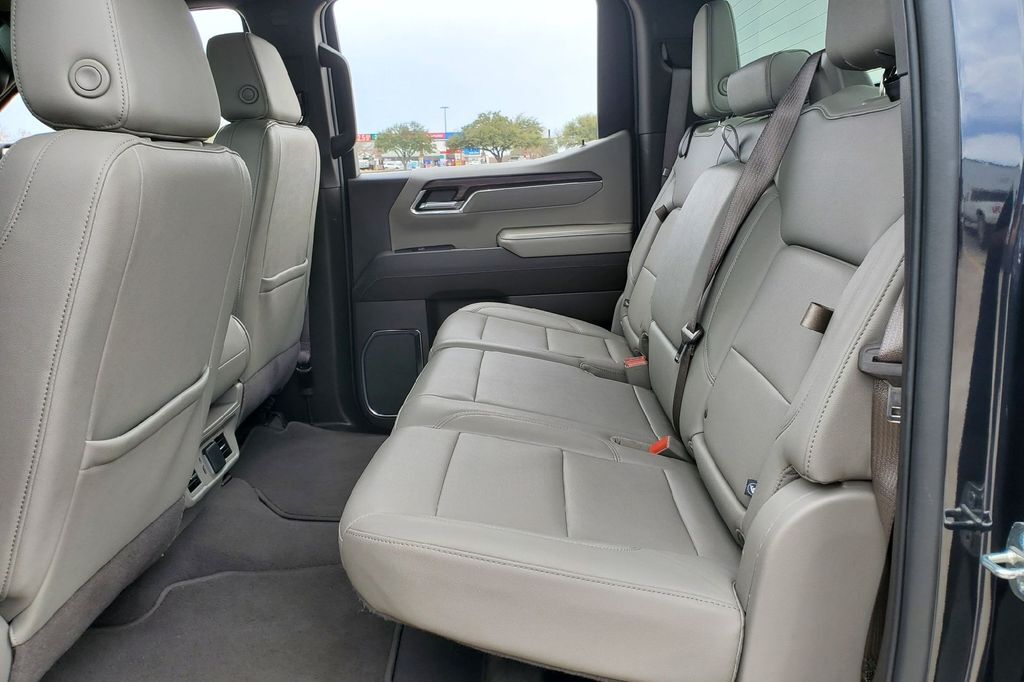 2024 GMC Sierra 1500 SLT Hondo TX