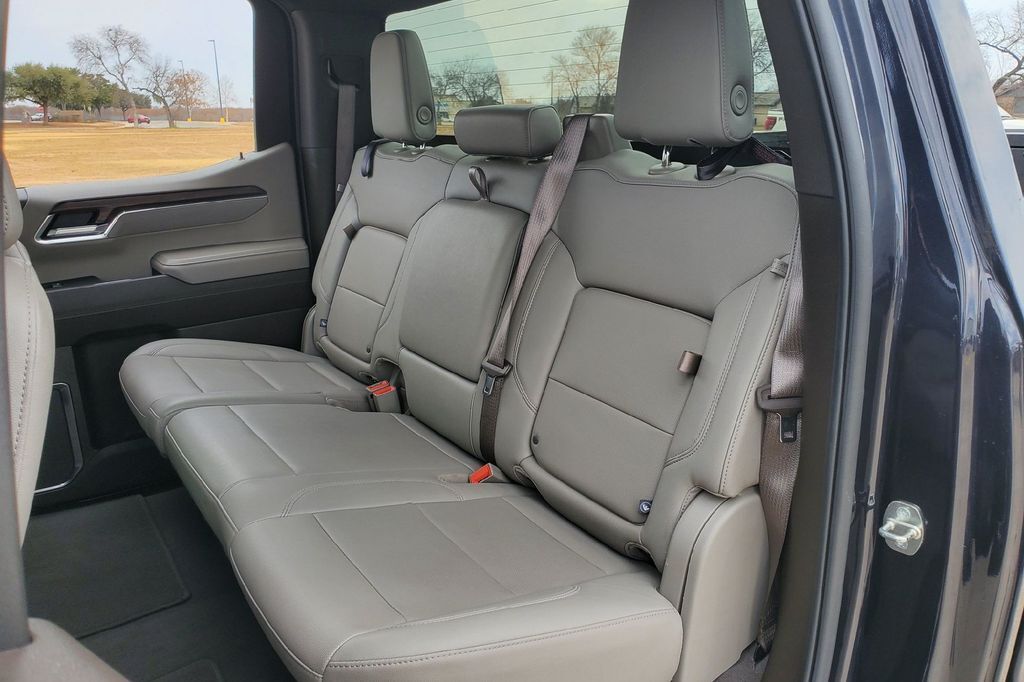 2024 GMC Sierra 1500 SLT Hondo TX