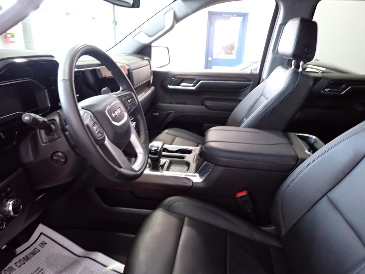 2024 GMC Sierra 1500 SLT 4WD CREW CAB *DIESEL* LEATHER SUNROOF Listowel ON