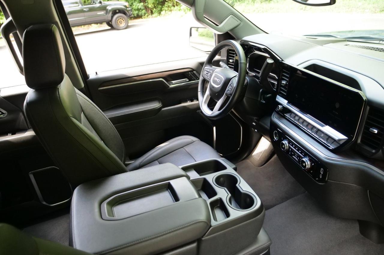 2024 GMC Sierra 1500 SLT 4X4 / Heated Seats / 5.3L V8 / Multipro Tailgate! Lincolnton NC