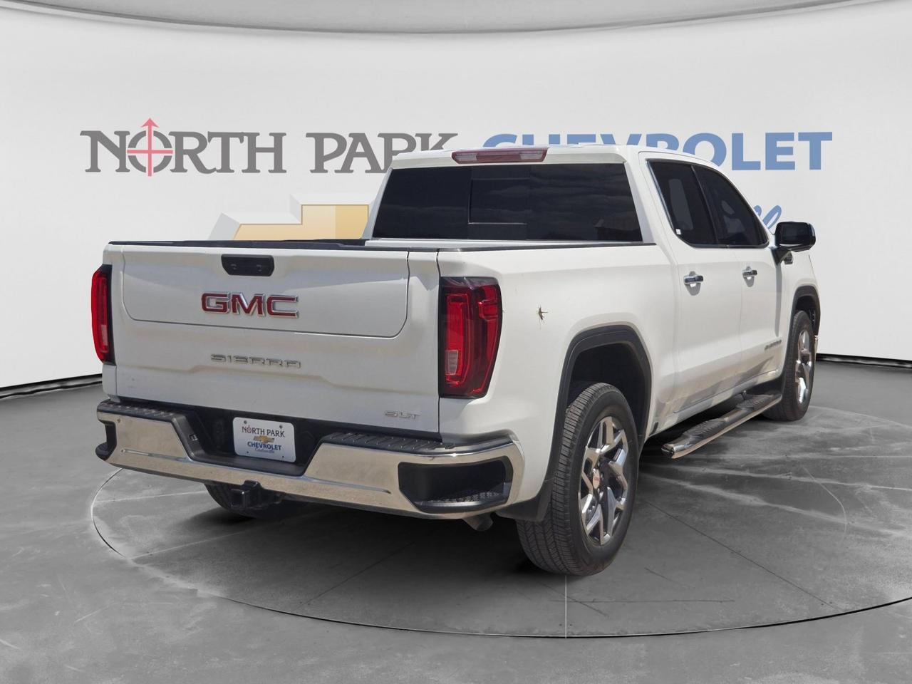 2024 GMC Sierra 1500 SLT