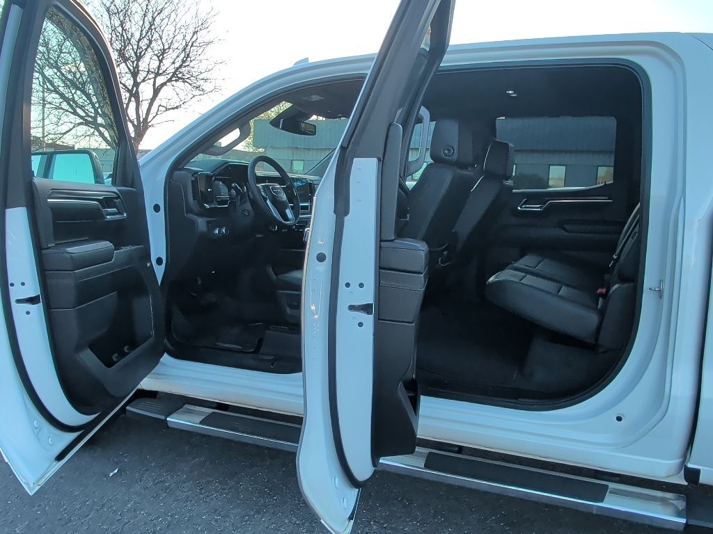 2024 GMC Sierra 1500 SLT Worcester MA