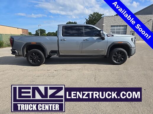 2024_GMC_Sierra 2500HD_4x4 Crew Cab AT4_ Fond du Lac WI