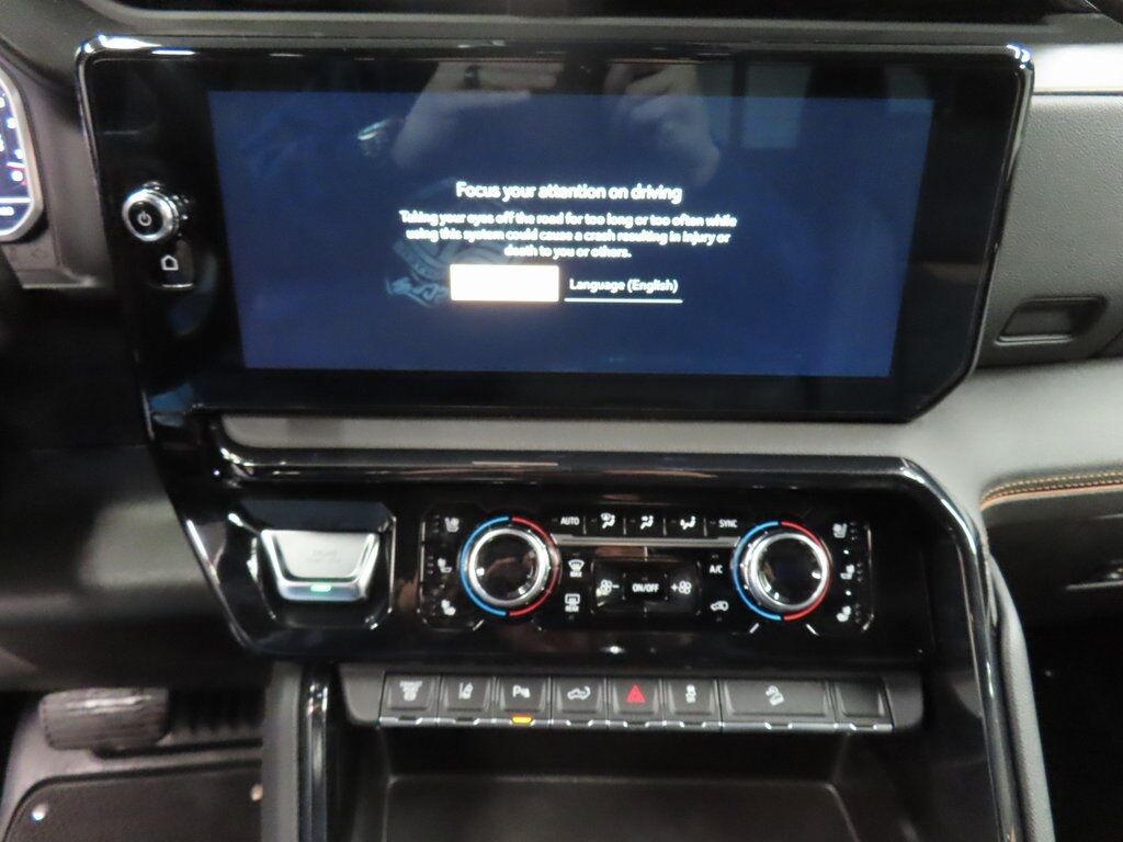 2024 GMC Sierra 2500HD 4x4 Crew Cab AT4 Fond du Lac WI