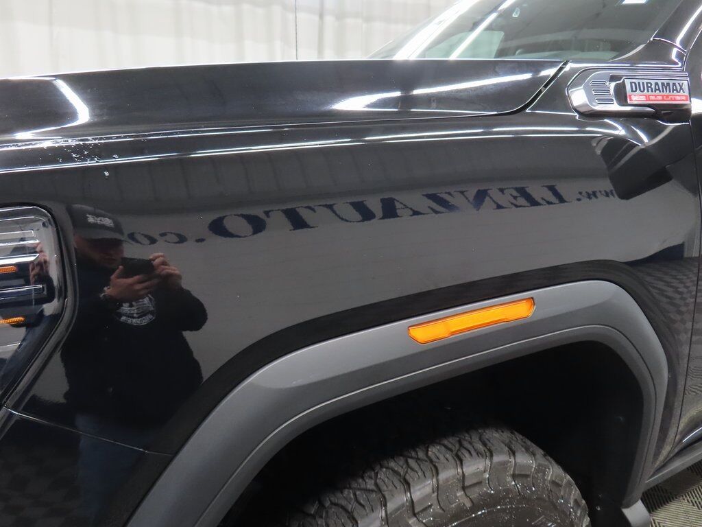 2024 GMC Sierra 2500HD 4x4 Crew Cab AT4 Fond du Lac WI