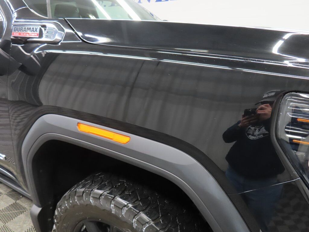 2024 GMC Sierra 2500HD 4x4 Crew Cab AT4 Fond du Lac WI