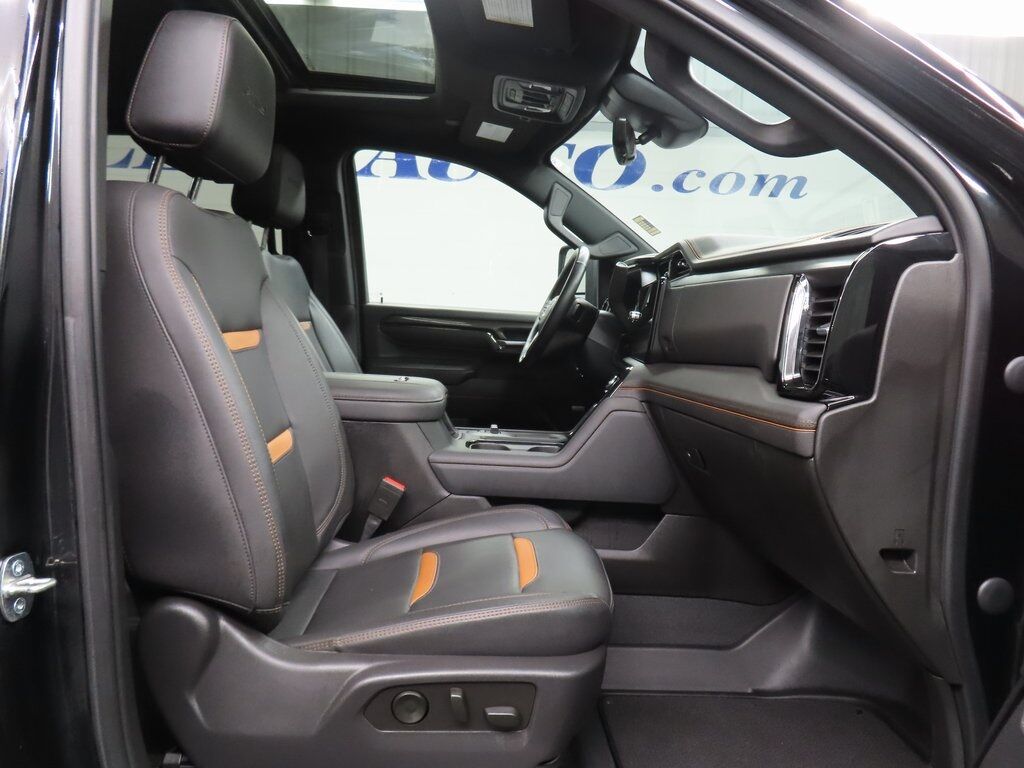 2024 GMC Sierra 2500HD 4x4 Crew Cab AT4 Fond du Lac WI