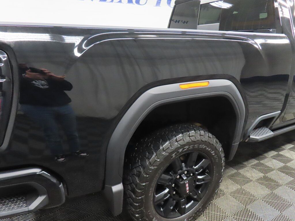 2024 GMC Sierra 2500HD 4x4 Crew Cab AT4 Fond du Lac WI