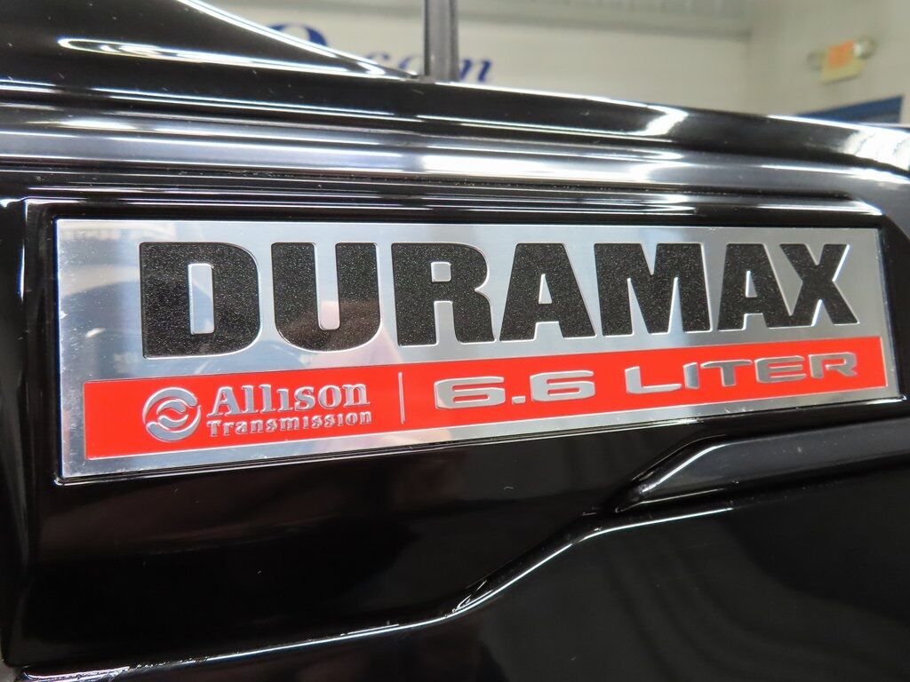 2024 GMC Sierra 2500HD 4x4 Crew Cab AT4 Fond du Lac WI