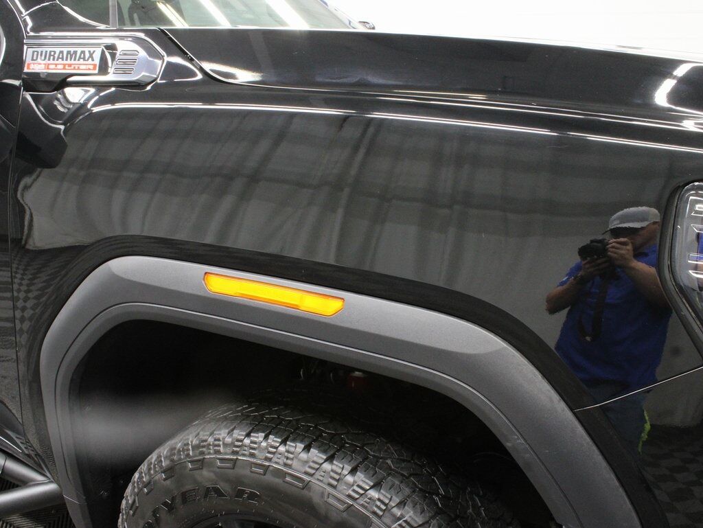 2024 GMC Sierra 2500HD 4x4 Crew Cab AT4 Fond du Lac WI