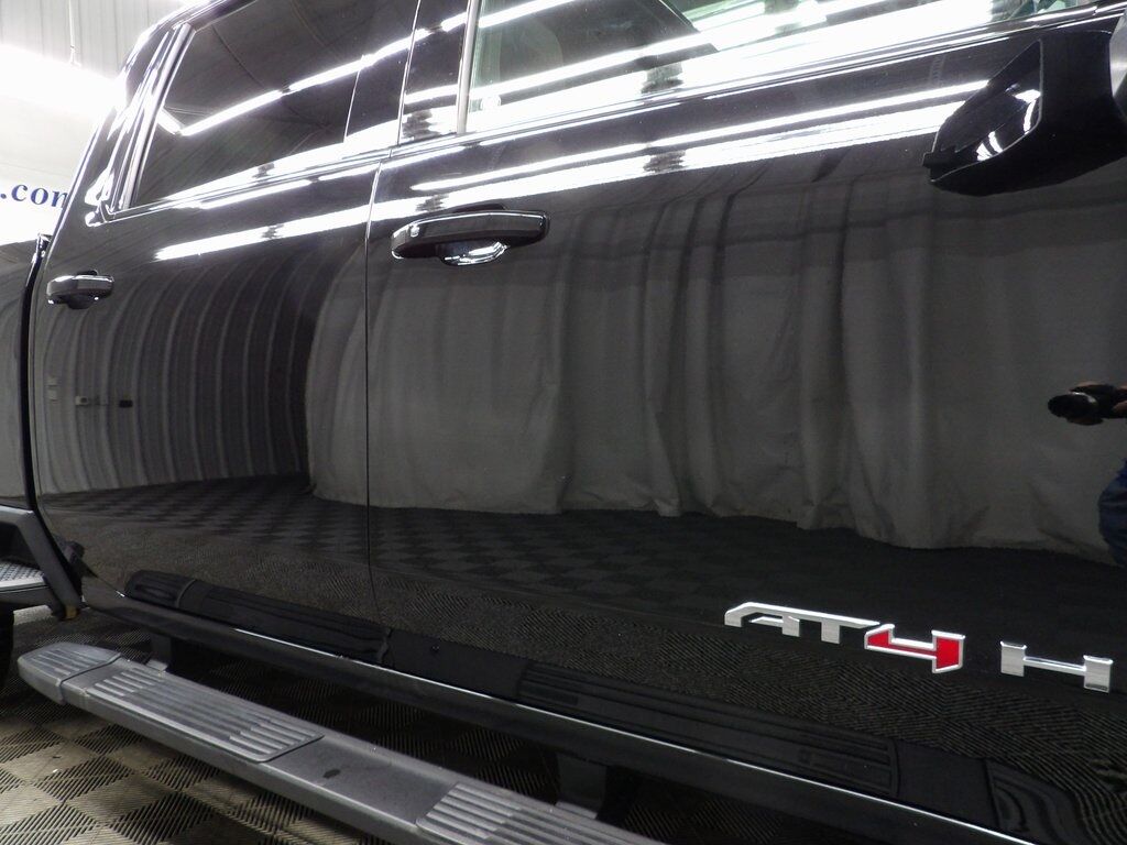2024 GMC Sierra 2500HD 4x4 Crew Cab AT4 Fond du Lac WI