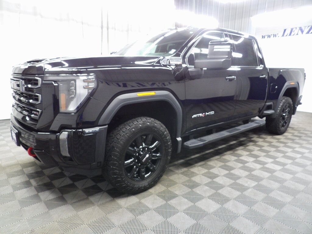 2024 GMC Sierra 2500HD 4x4 Crew Cab AT4 Fond du Lac WI