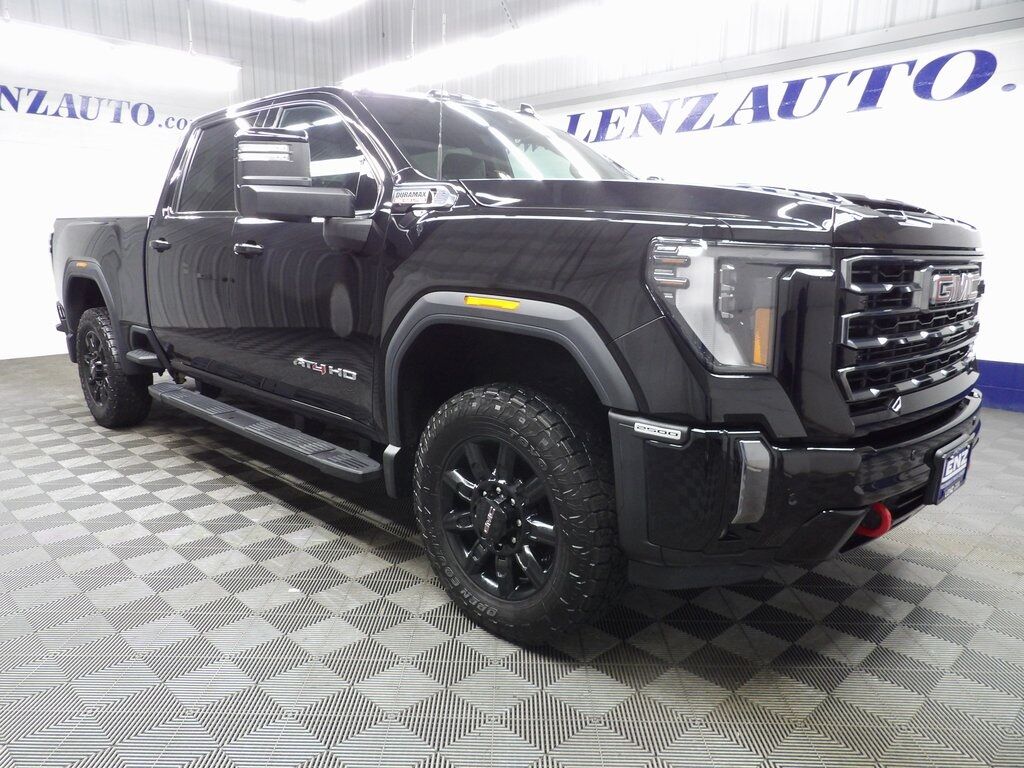 2024 GMC Sierra 2500HD 4x4 Crew Cab AT4 Fond du Lac WI