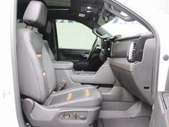2024 GMC Sierra 2500HD 4x4 Crew Cab AT4 Fond du Lac WI