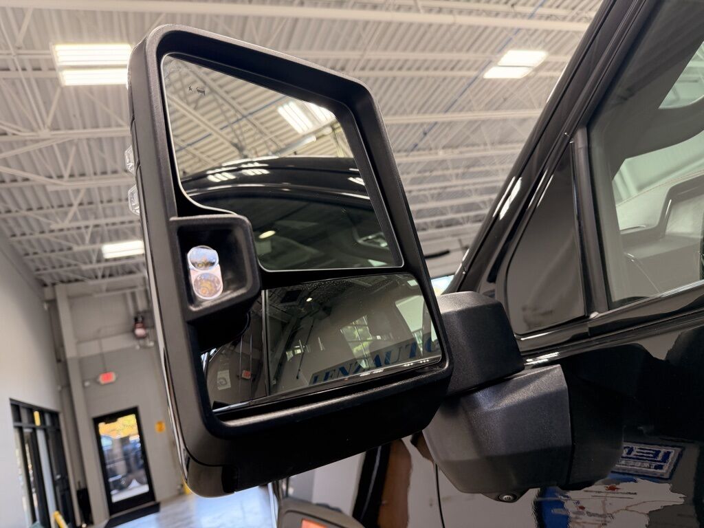 2024 GMC Sierra 2500HD 4x4 Crew Cab AT4 Fond du Lac WI