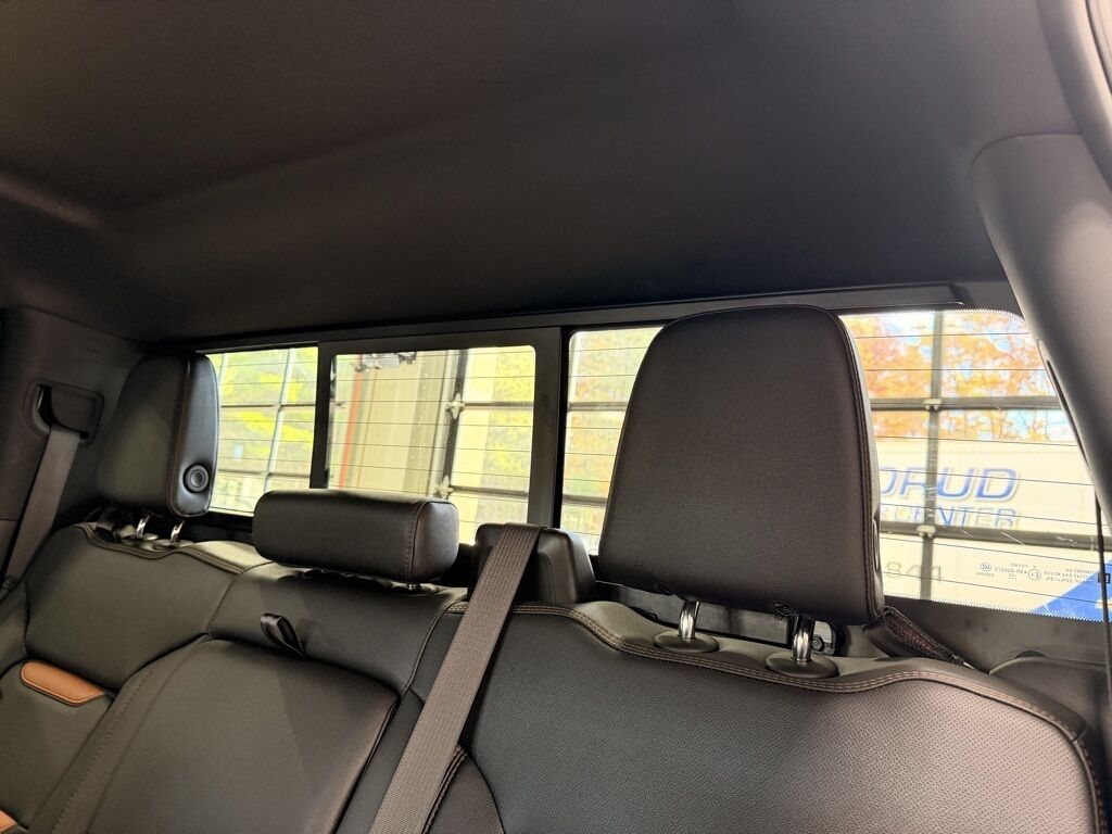 2024 GMC Sierra 2500HD 4x4 Crew Cab AT4 Fond du Lac WI