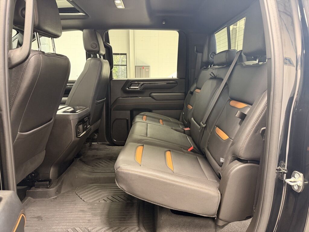 2024 GMC Sierra 2500HD 4x4 Crew Cab AT4 Fond du Lac WI