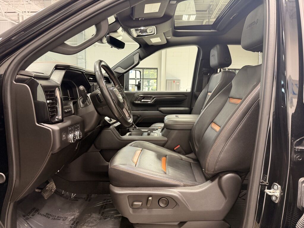 2024 GMC Sierra 2500HD 4x4 Crew Cab AT4 Fond du Lac WI