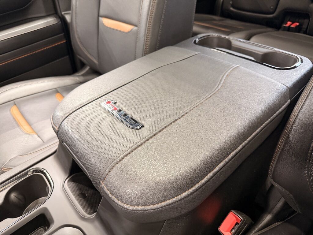 2024 GMC Sierra 2500HD 4x4 Crew Cab AT4 Fond du Lac WI