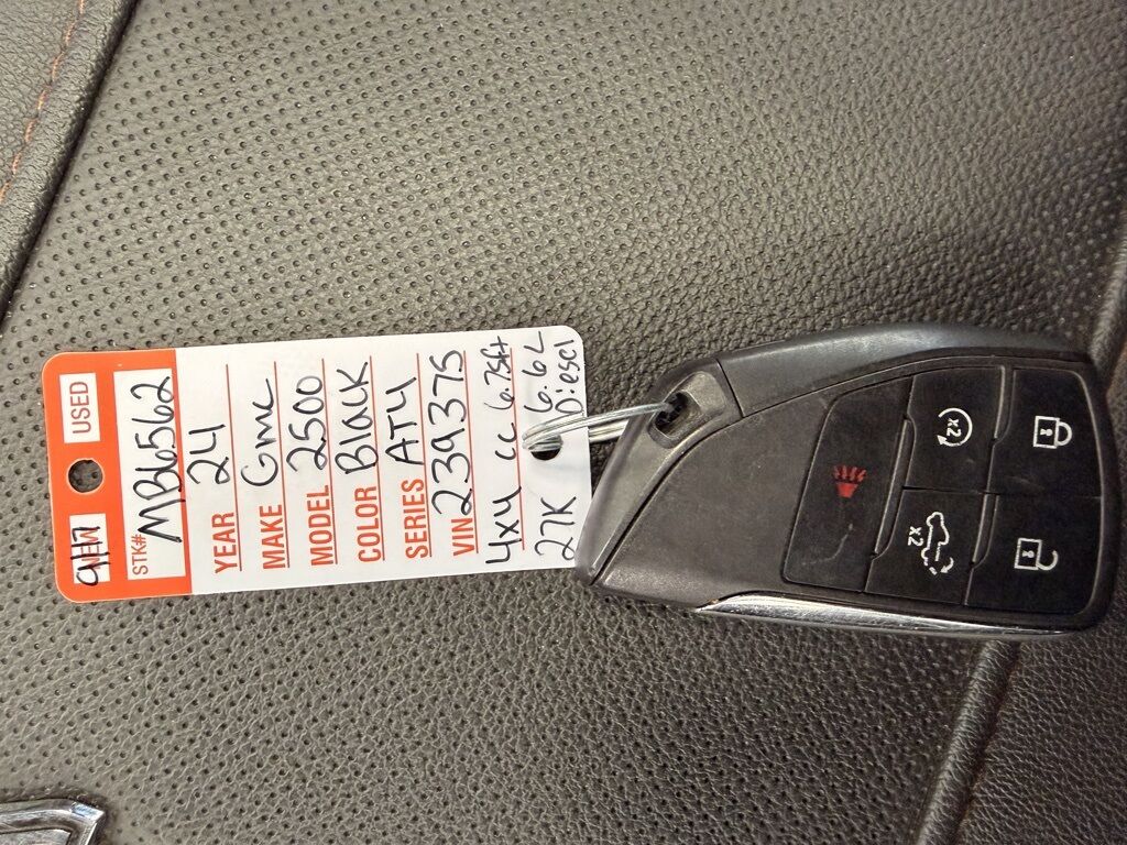 2024 GMC Sierra 2500HD 4x4 Crew Cab AT4 Fond du Lac WI